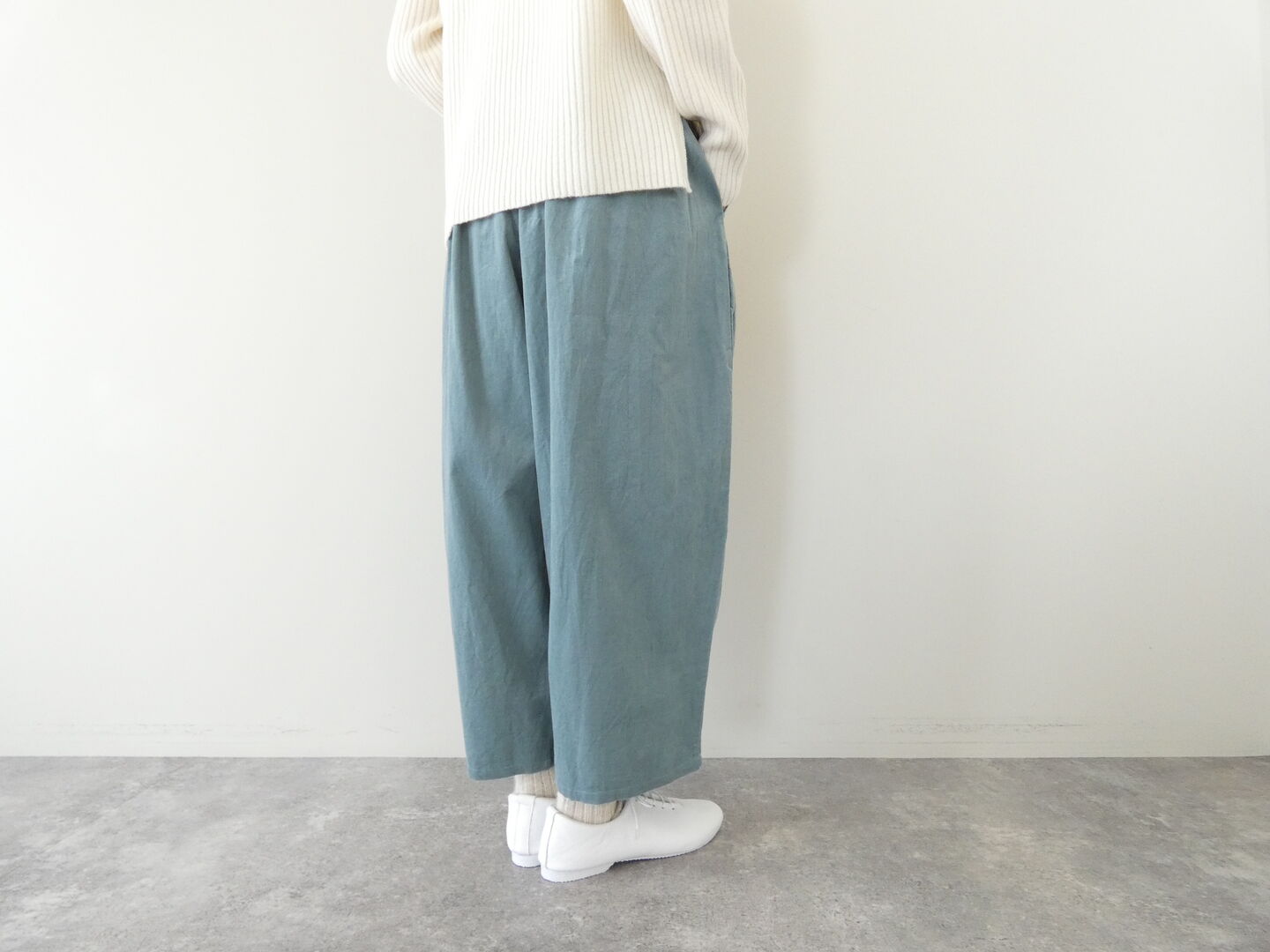 NATURAL LAUNDRY(ナチュラルランドリー) シャツコールバレルタックパンツの商品画像9