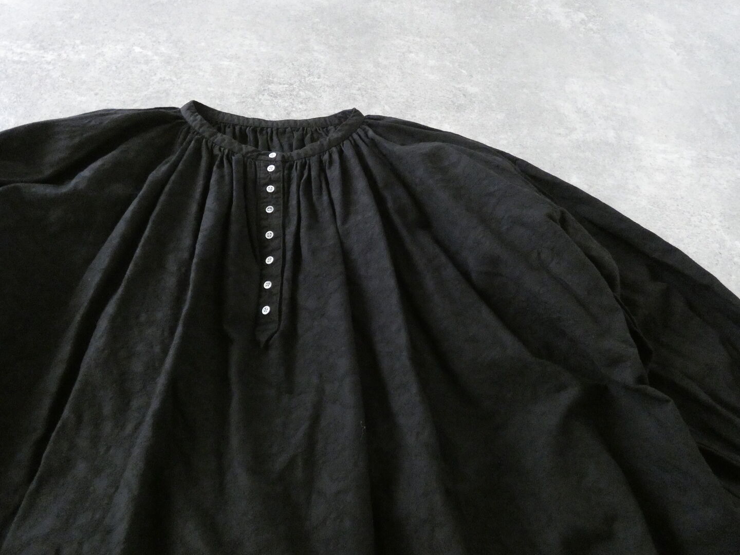 Gauze#(ガーゼ) アンティークジャガードチャーチスモックブラウスの商品画像44