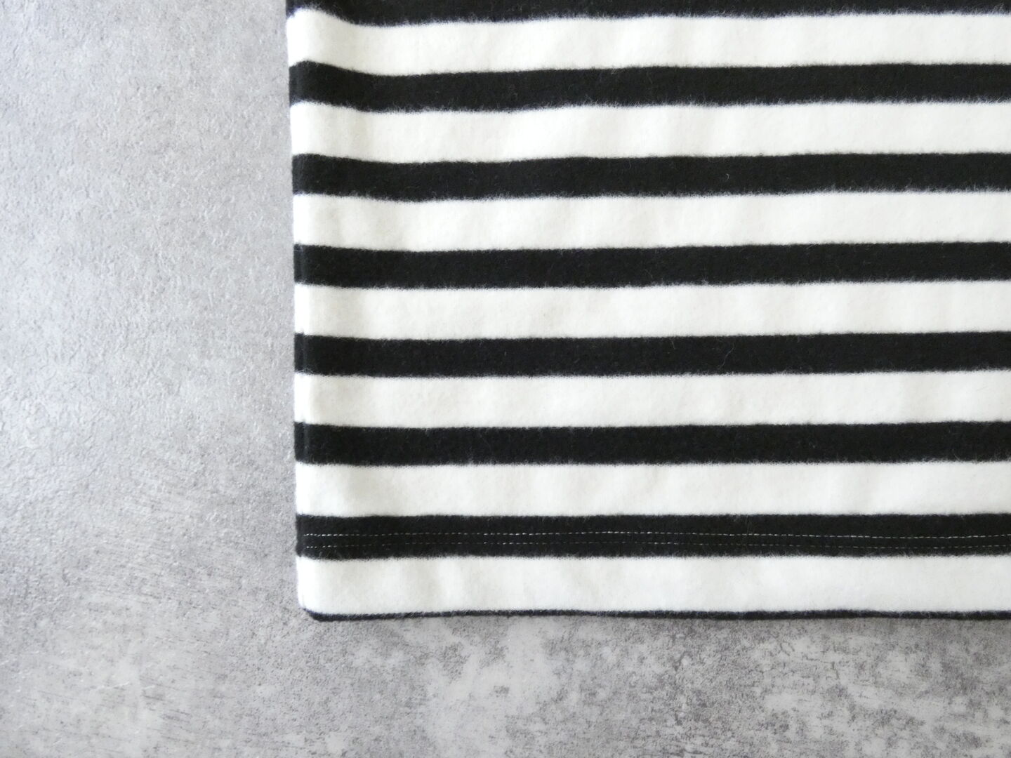 mao made(マオメイド) ニットの新しいともだちタートルネックTEEの商品画像18