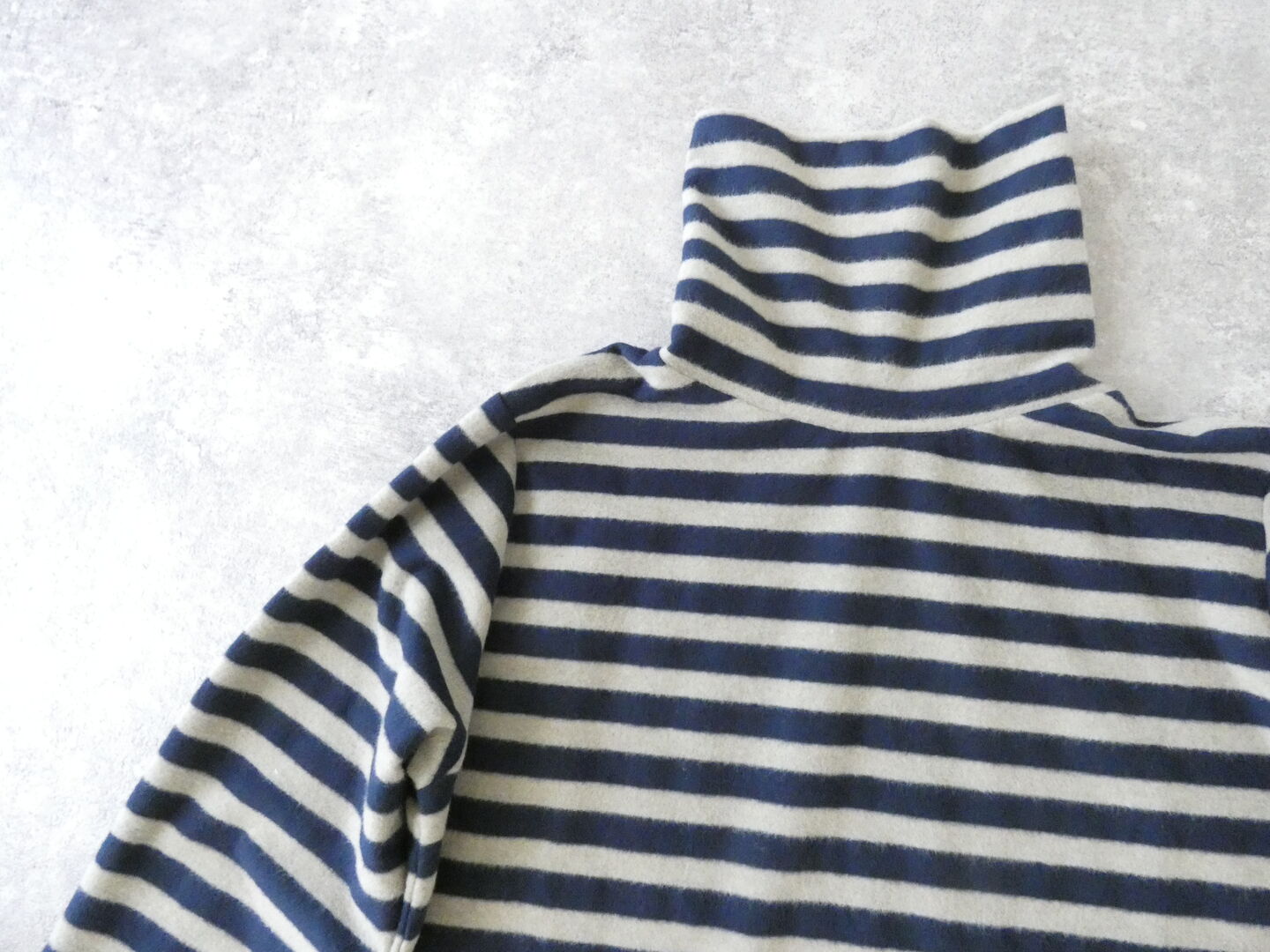 mao made(マオメイド) ニットの新しいともだちタートルネックTEEの商品画像30