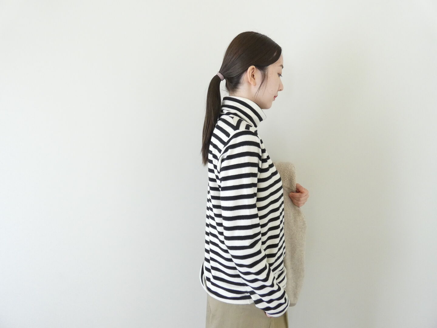 mao made(マオメイド) ニットの新しいともだちタートルネックTEEの商品画像5