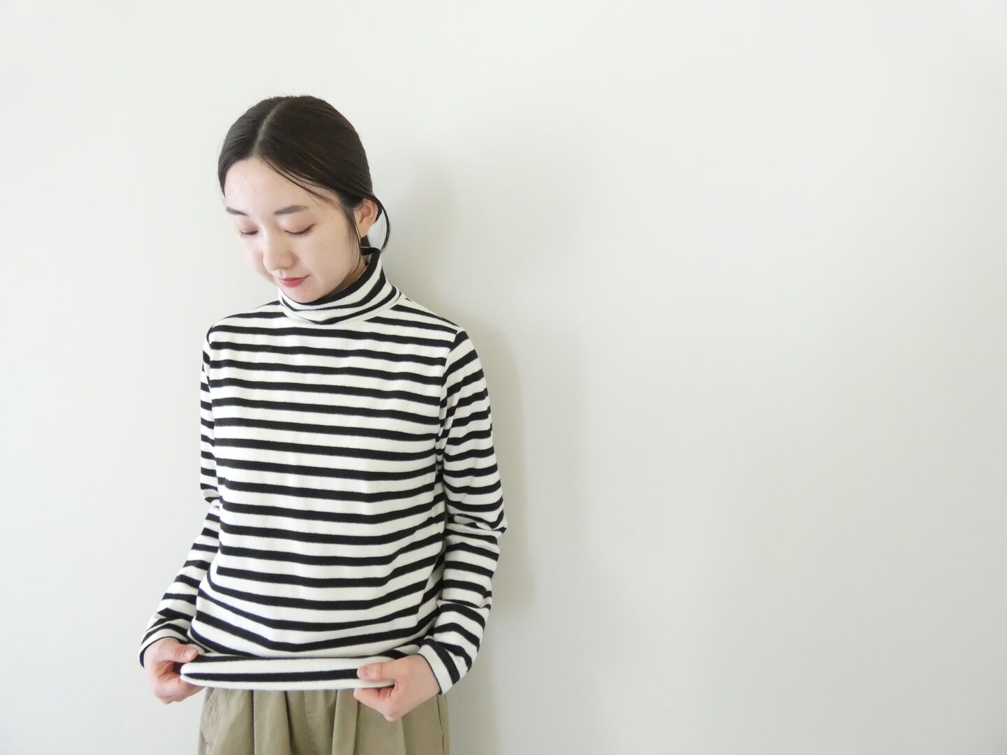 mao made(マオメイド) ニットの新しいともだちタートルネックTEEの商品画像6