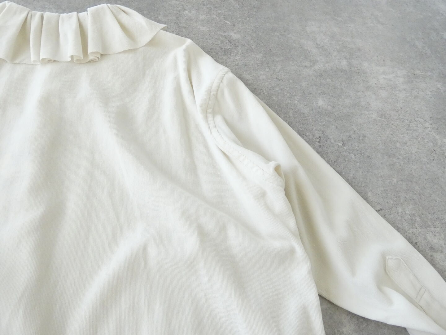 R&D.M.Co-(オールドマンズテーラー) COTTON RAYON シャツコール RUFFLE COLLAR BLOUSEの商品画像36