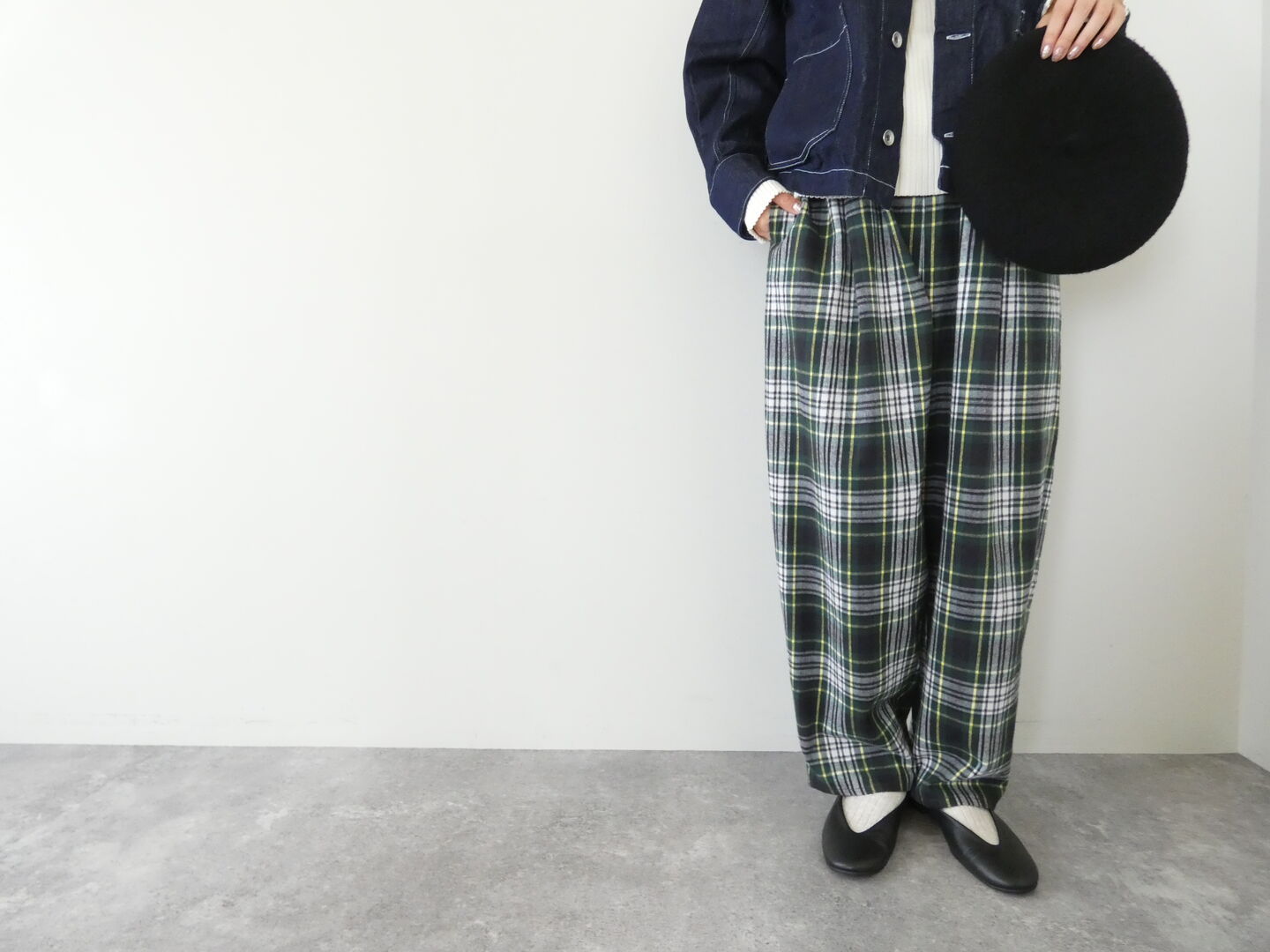 SSC 30/2シャギーチェックサルエル風パンツの商品画像1