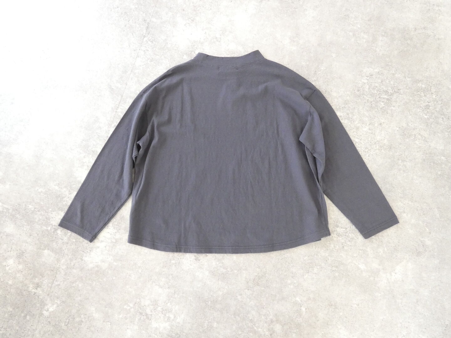 tumugu(ツムグ) グラフィ天竺長袖プリントTの商品画像29