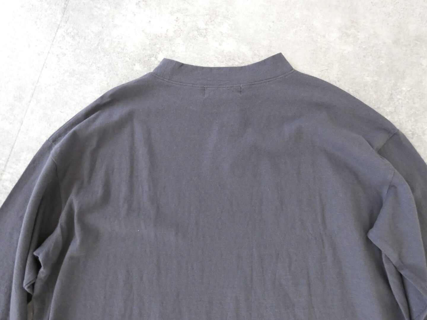 tumugu(ツムグ) グラフィ天竺長袖プリントTの商品画像34