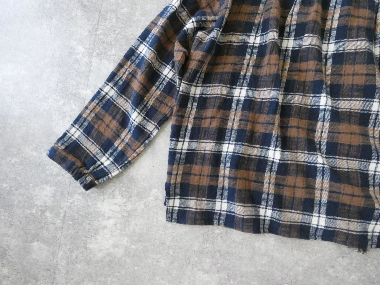 vb ラスティックチェックフリルデザインシャツの商品画像28
