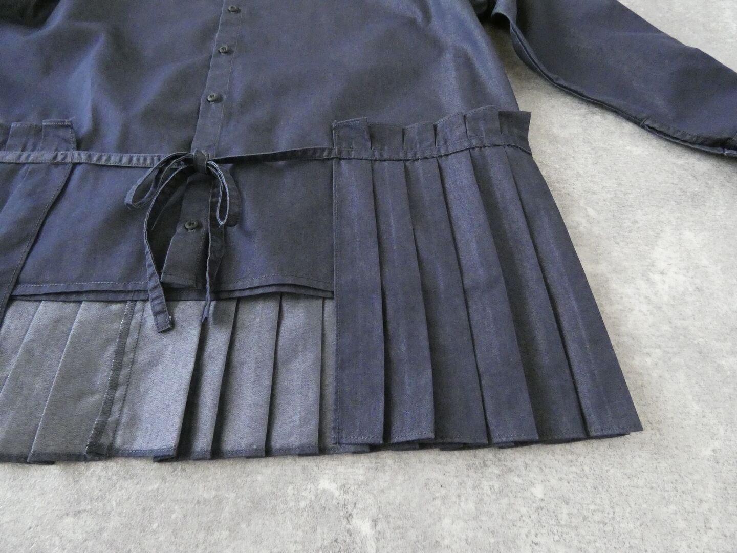 LAITERIE(レイトリー) シャンブレープリーツシャツの商品画像24