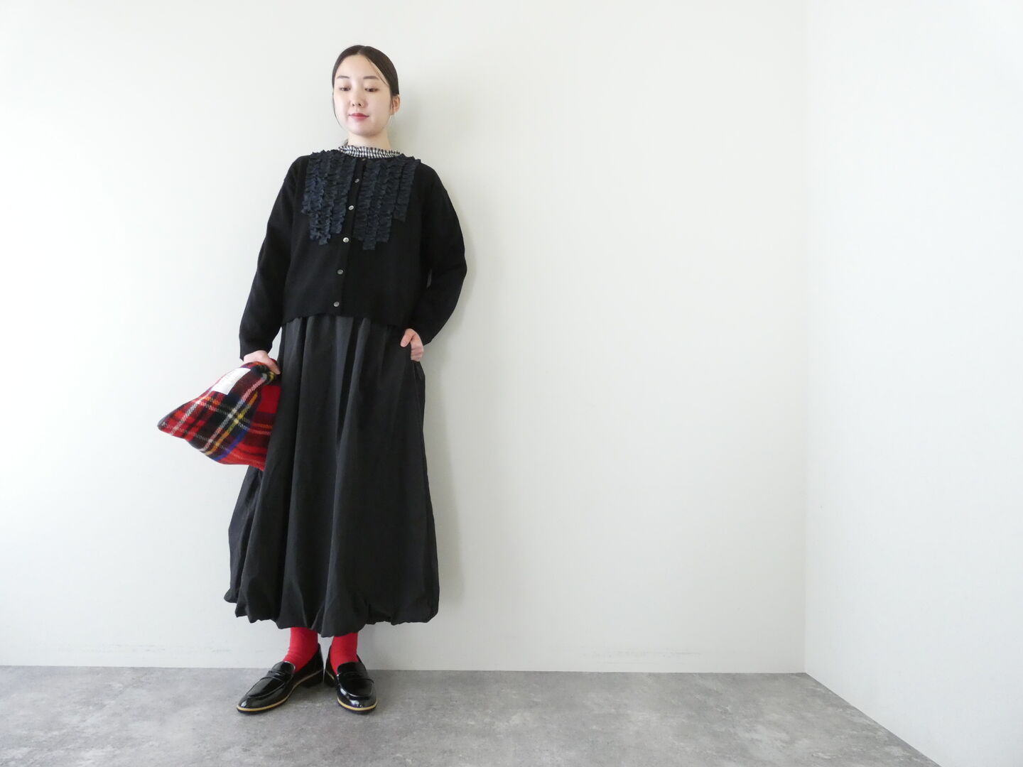mao made(マオメイド) ふりふりフリルクルーネックカーディガンの商品画像8