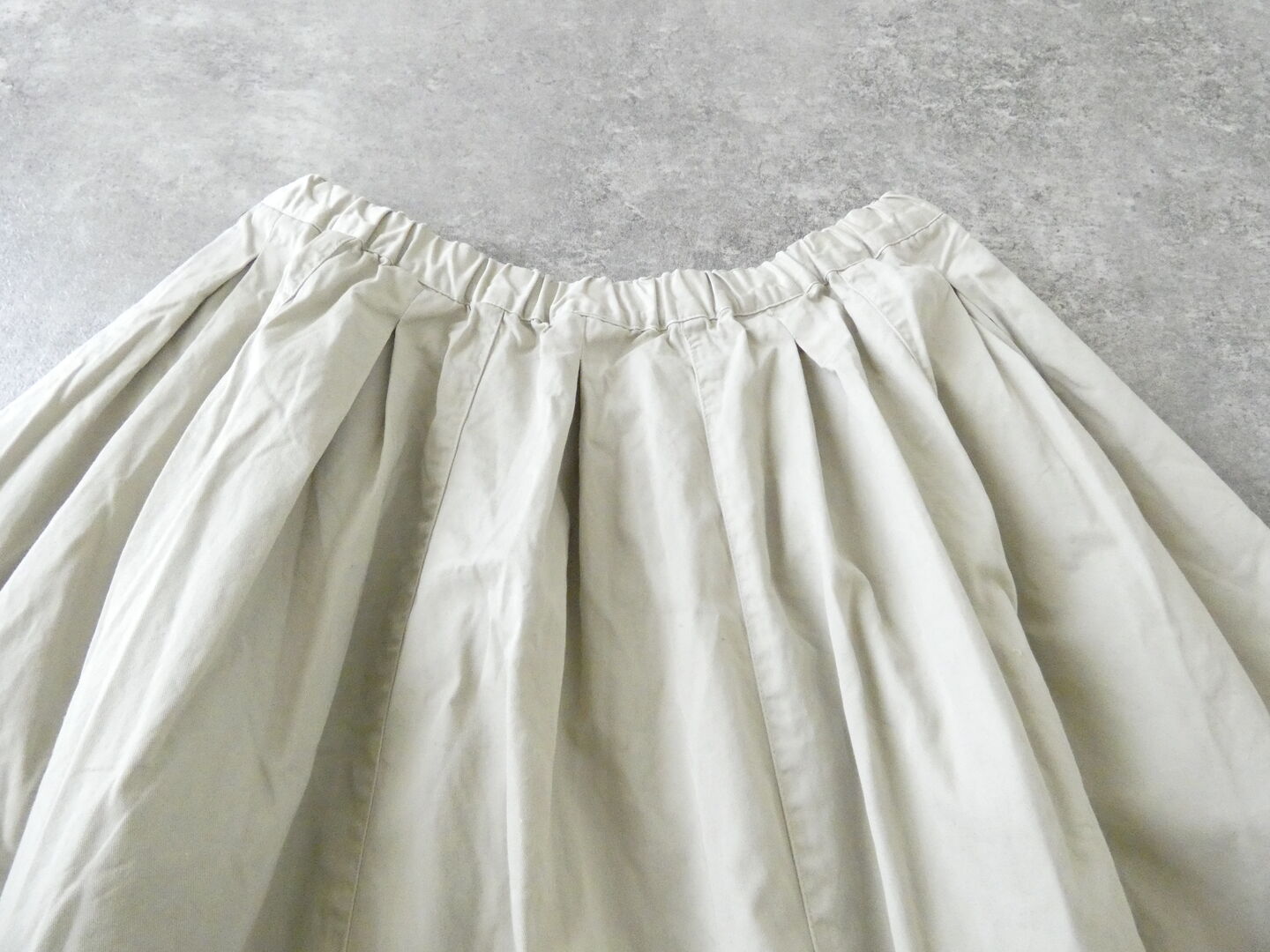 ROBE de PEAU(ローブ デ ポー) コクーンヘムフリルスカートの商品画像22