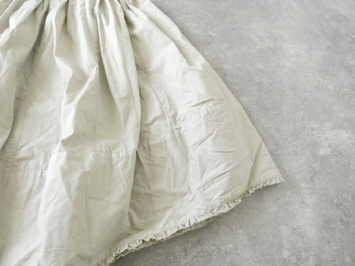 ROBE de PEAU(ローブ デ ポー) コクーンヘムフリルスカートの商品画像24