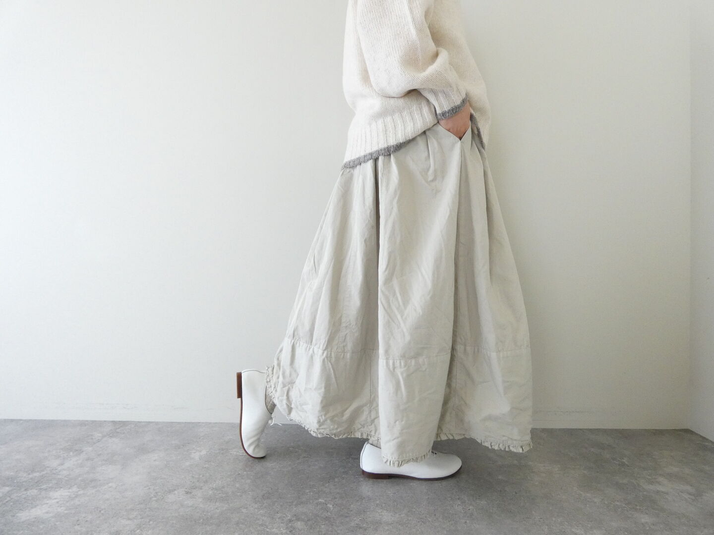 ROBE de PEAU(ローブ デ ポー) コクーンヘムフリルスカートの商品画像8