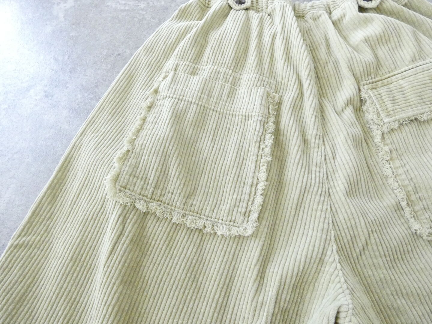 tumugu(ツムグ) 6W太コーデュロイパンツの商品画像50