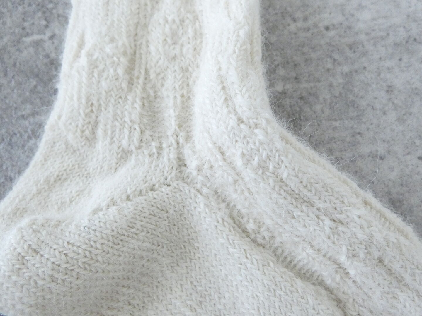 yahae(ヤハエ) Alpaca Cable Pattern Socksの商品画像31