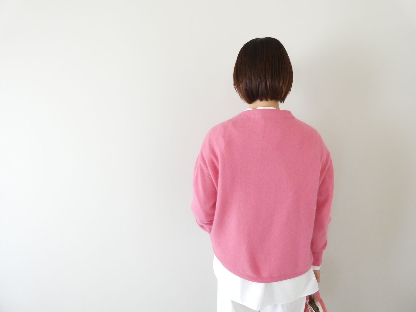 mao made(マオメイド) モックネック裾ドロストプルオーバーの商品画像9
