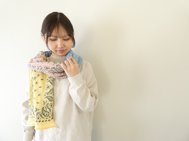 KAPITAL(キャピタル) 縮絨ウール パステルバンダナクロスHAPPYマフラー