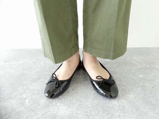 La Tenace ラ テナーチェ エナメルのバレエシューズ Im Space Moo La Tenace ラ テナーチェ エナメルのバレエシューズ Im Space Moo