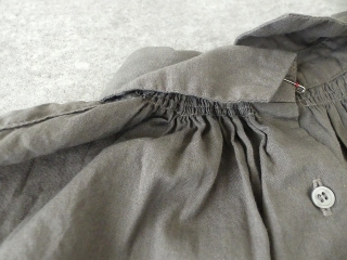 Veritecoeur(ヴェリテクール) バックボタンブラウスの商品画像42