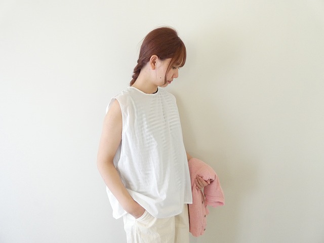インナーバックギャザーノースリーブの商品画像1